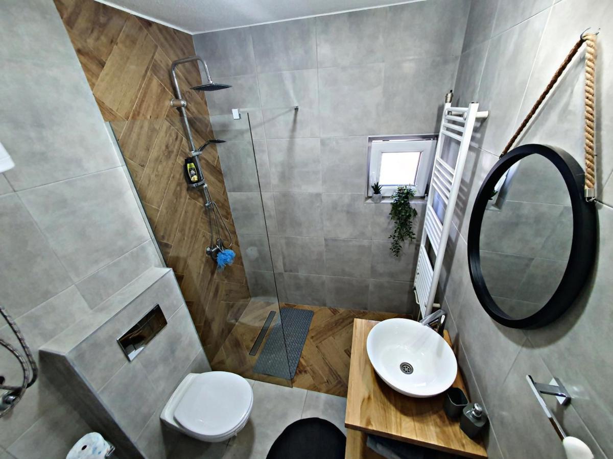 Luxor Apartmani 2 Vrnjačka Banja Exterior foto
