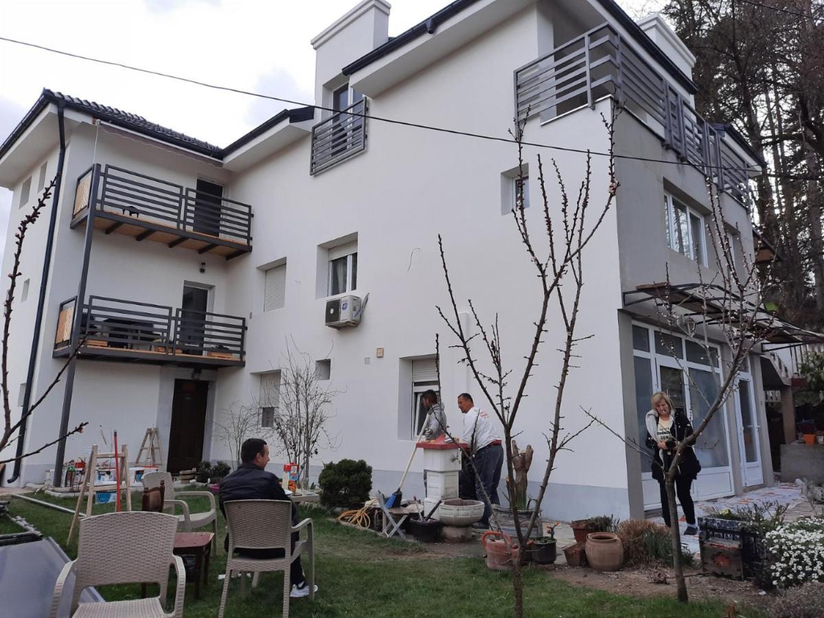 Luxor Apartmani 2 Vrnjačka Banja Habitación foto