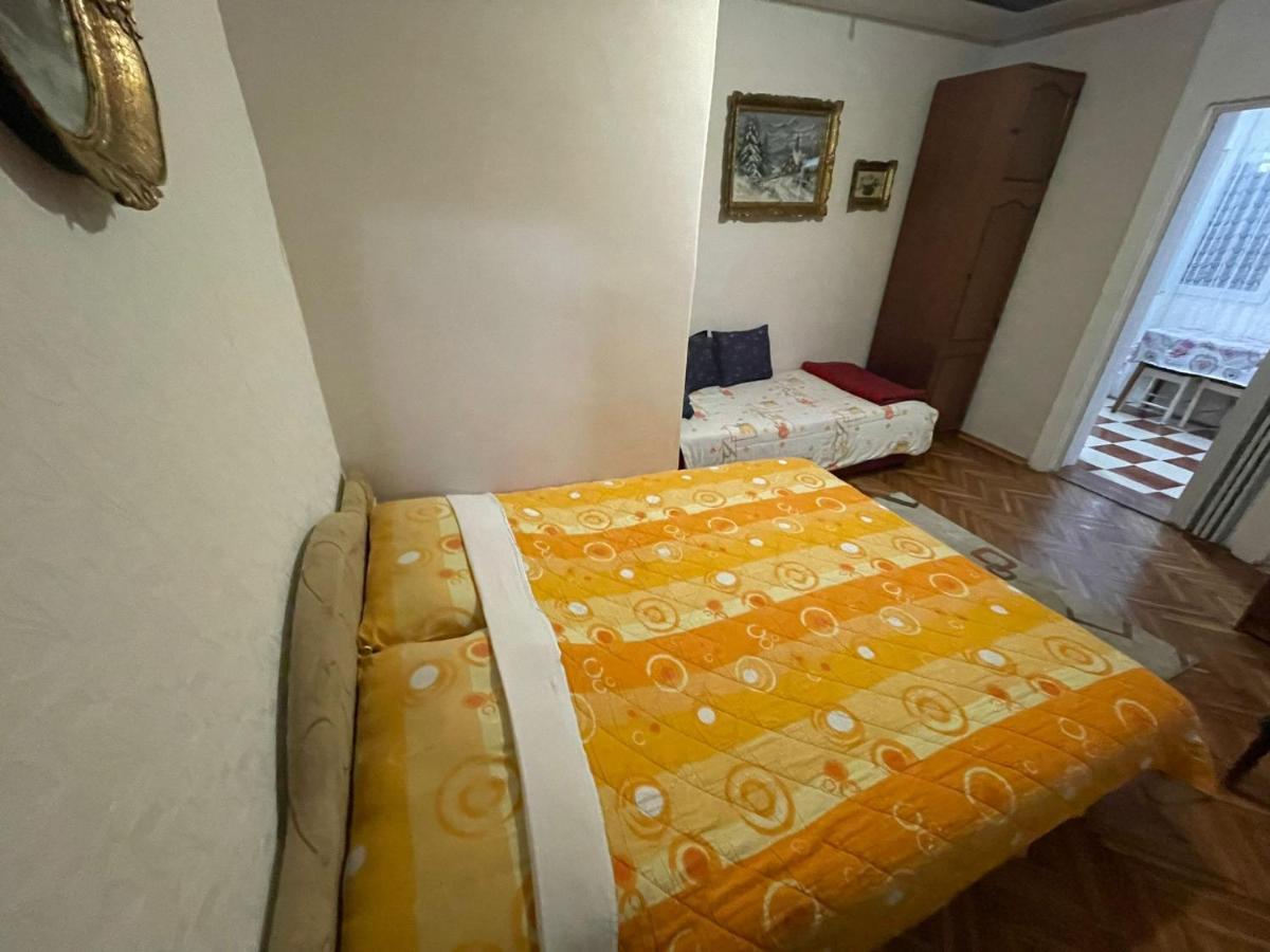 Luxor Apartmani 2 Vrnjačka Banja Habitación foto