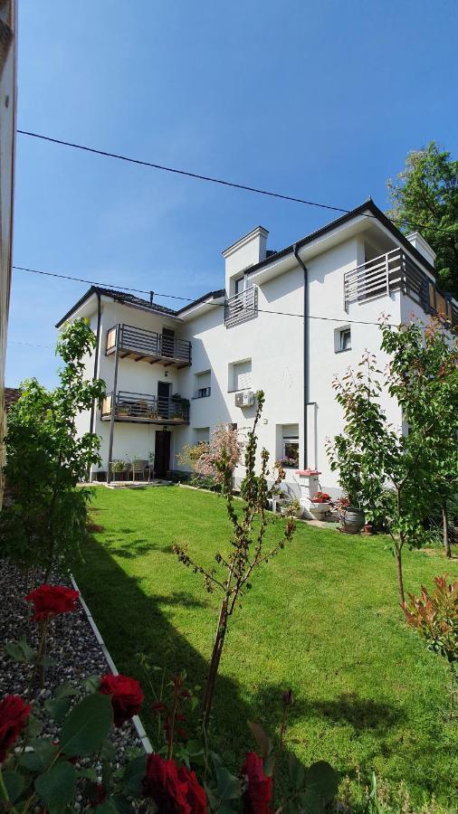 Luxor Apartmani 2 Vrnjačka Banja Exterior foto